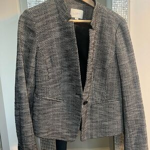 Loft black and white print blazer size 6